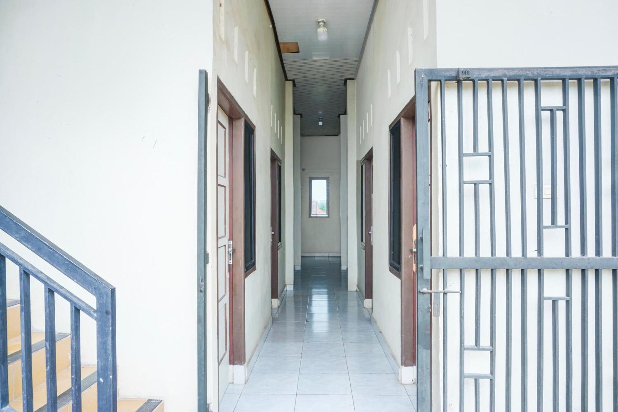 Hotel O Sukarame Near Universitas Islam Negeri Raden Intan Lampun Formerly Hotel Wisma Tri Handayani Bandar Lampung Extérieur photo