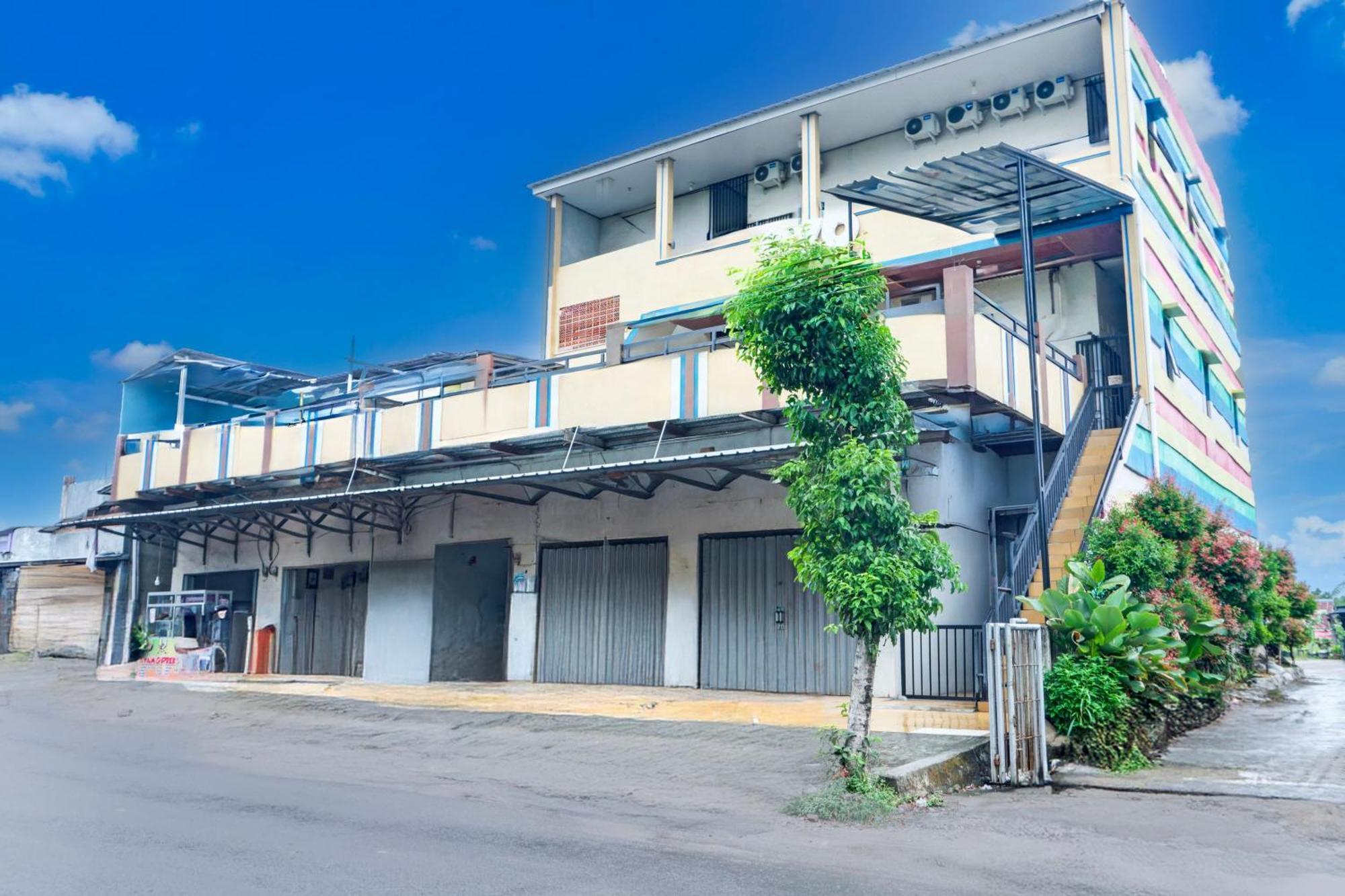 Hotel O Sukarame Near Universitas Islam Negeri Raden Intan Lampun Formerly Hotel Wisma Tri Handayani Bandar Lampung Extérieur photo
